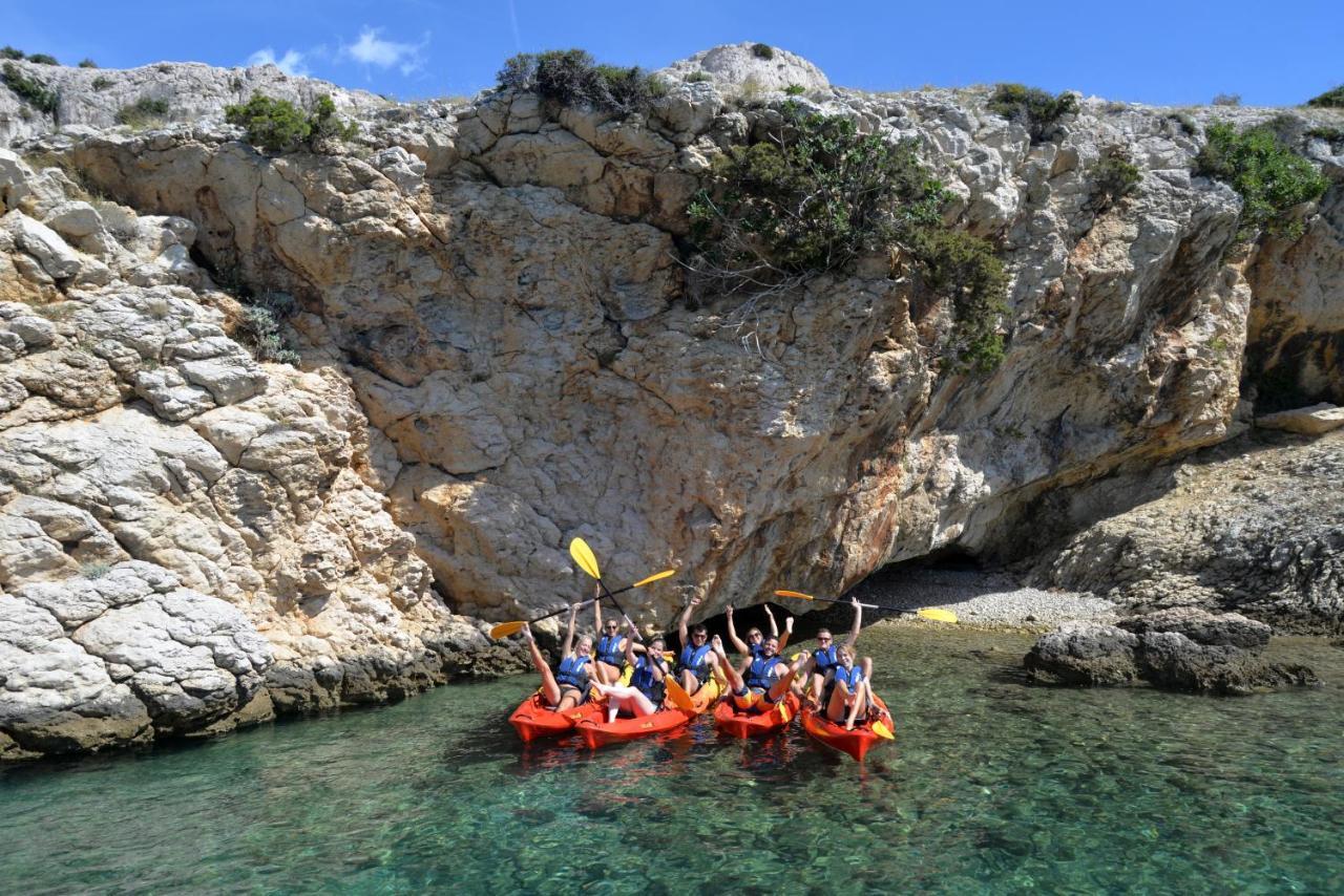 Apartments Cvetka Novalja Εξωτερικό φωτογραφία